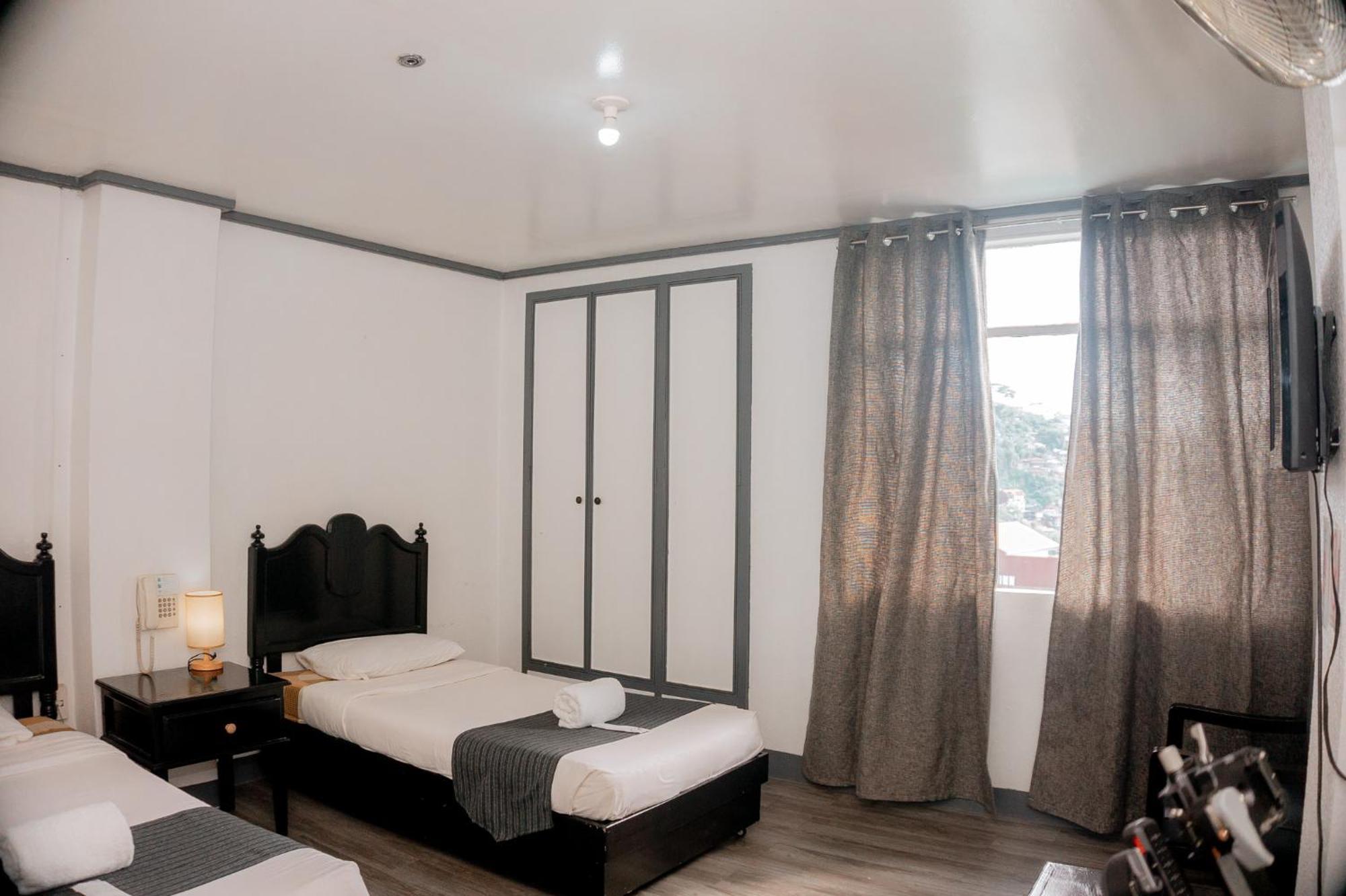 Mount Crest Hotel Baguio City Exterior photo